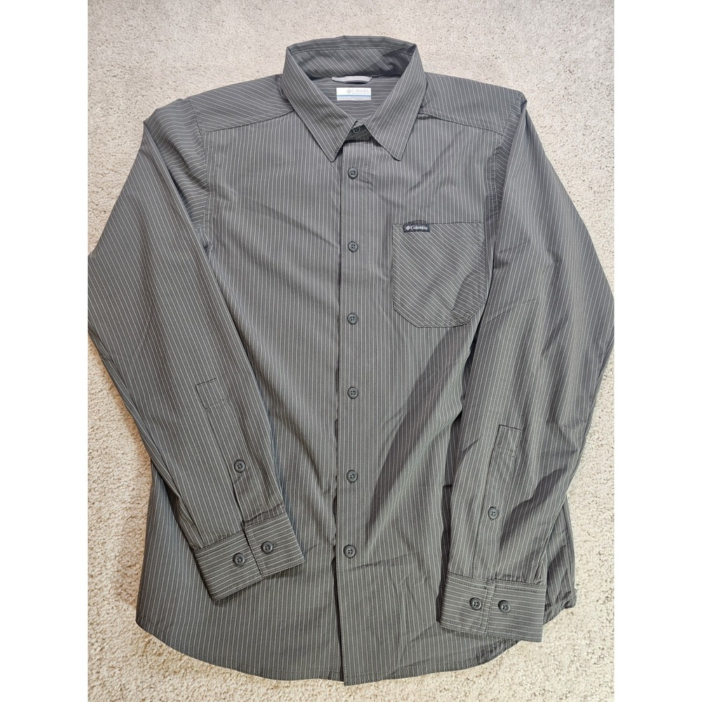 Columbia Sportswear Mens Small Performance Shirt Gray Stripe Omni-Wick Stretch